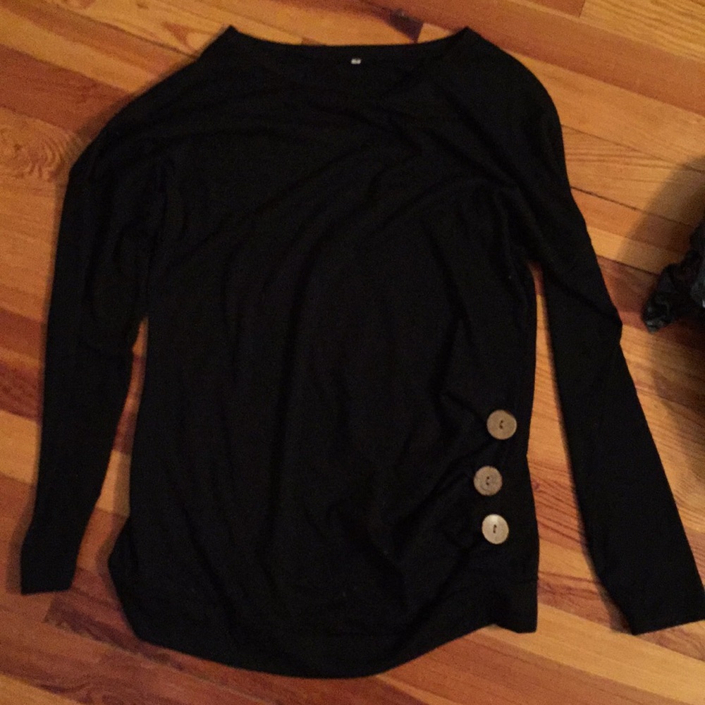 Black long sleeve shirt